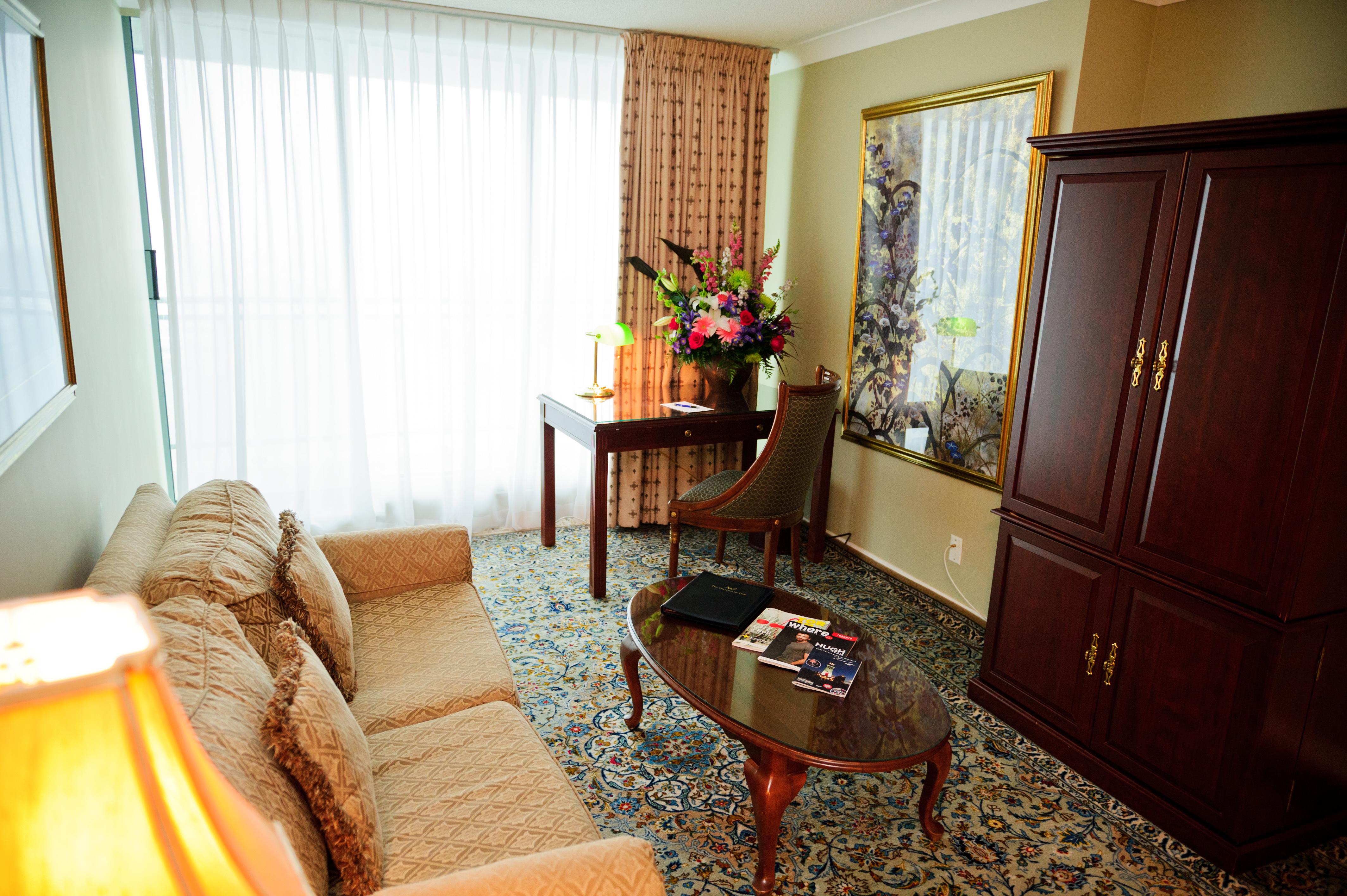 The Waterside Inn Мисисага Екстериор снимка
