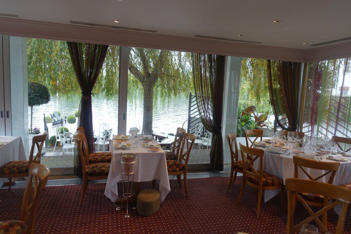 The Waterside Inn Мисисага Екстериор снимка