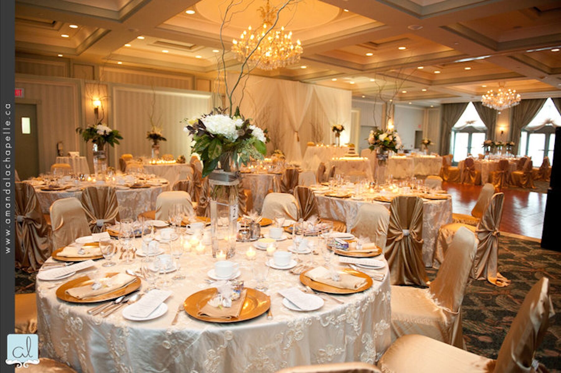 The Waterside Inn Мисисага Екстериор снимка